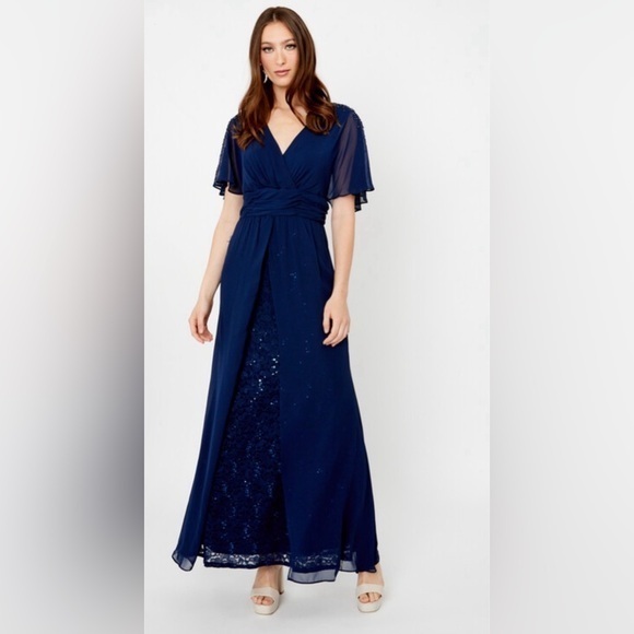 SLNY Dresses & Skirts - SLNY V Neck Beaded Shoulders Wrap Dress Size 8 NWT